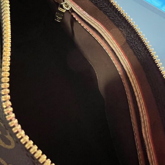 LOUIS VUITTON Speedy 30 Size - Excellent Used Condition - Picture 8 of 16